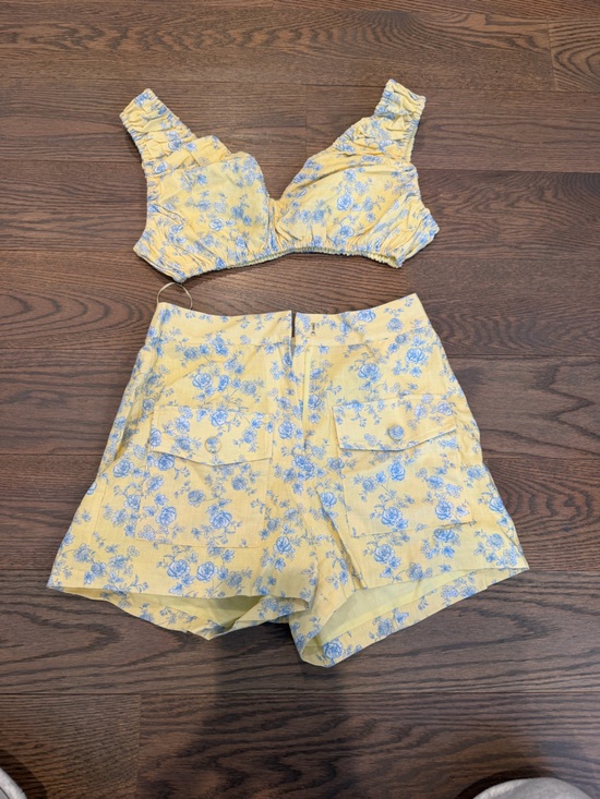Yellow The Label Pants - High Waist Floral Print Shorts - Yellow